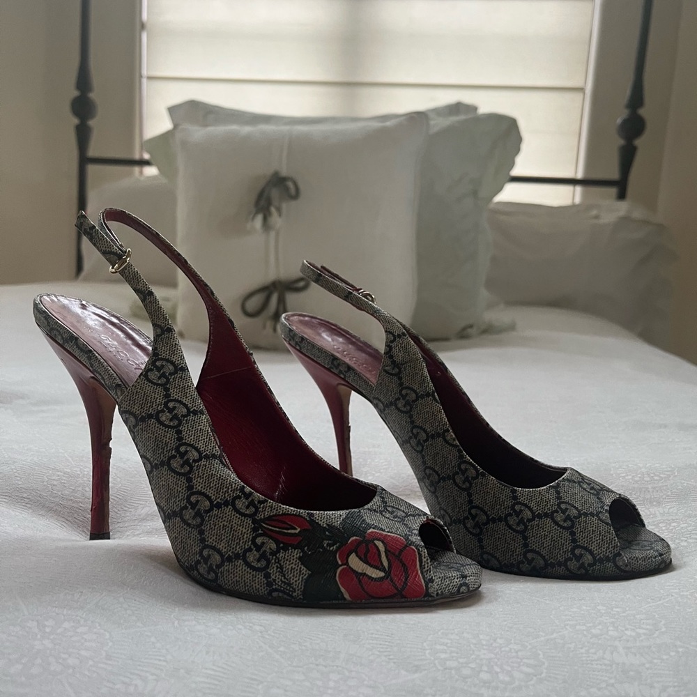Gucci Rose Monogram Heels